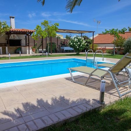 Artemis Riviera Villa Buitenkant foto